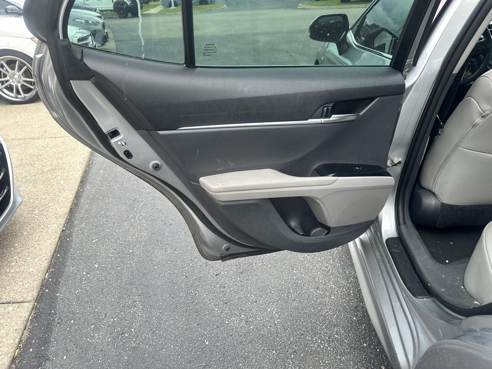 Toyota Camry SE 2018