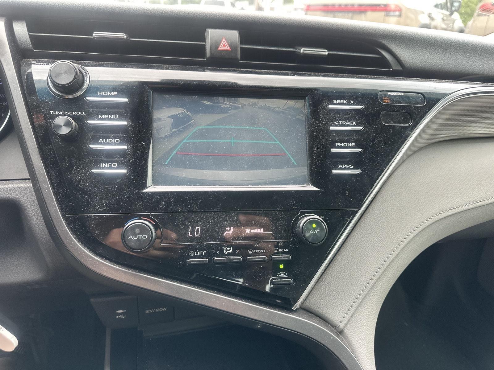 Toyota Camry SE 2018
