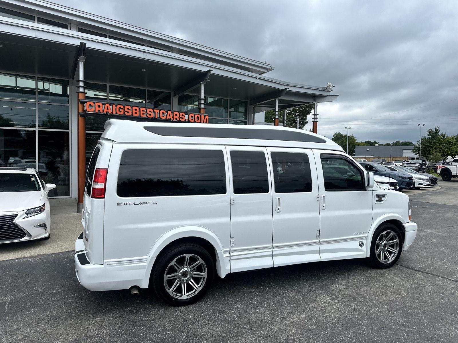 GMC Savana G2500 Cargo 2016