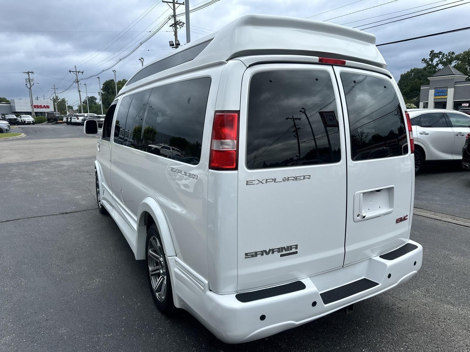 GMC Savana G2500 Cargo 2016