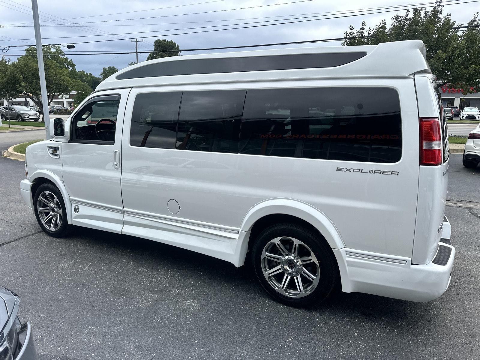 GMC Savana G2500 Cargo 2016