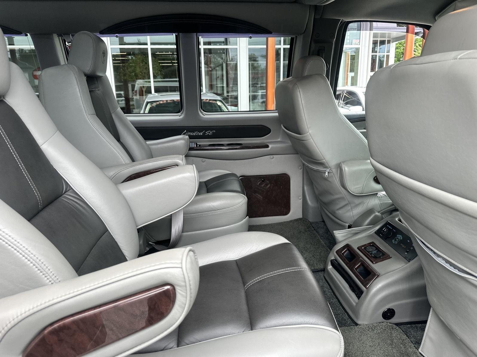 GMC Savana G2500 Cargo 2016