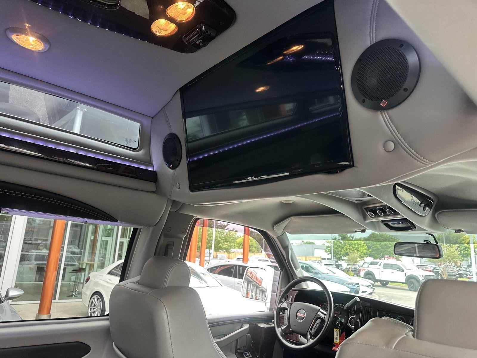 GMC Savana G2500 Cargo 2016