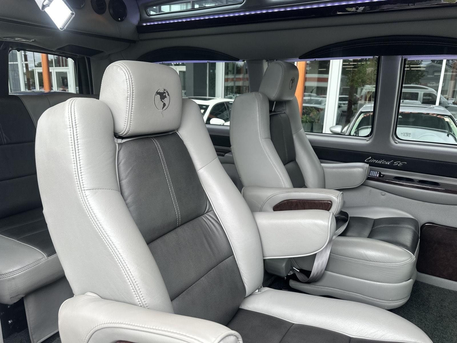 GMC Savana G2500 Cargo 2016
