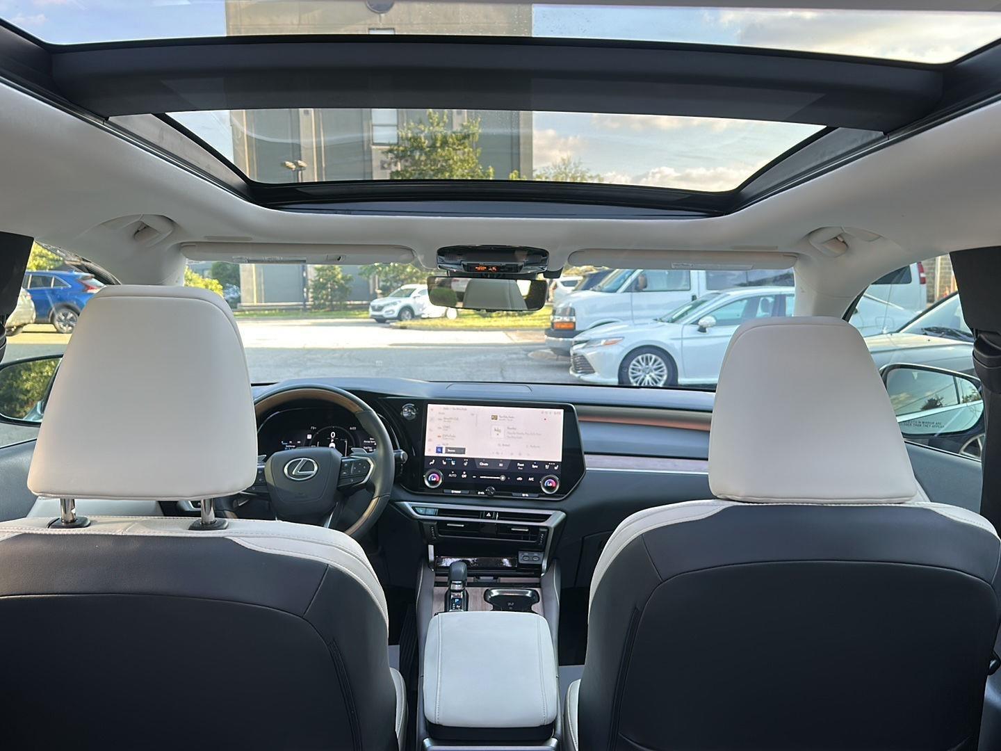 Lexus RX 350h AWD 2025
