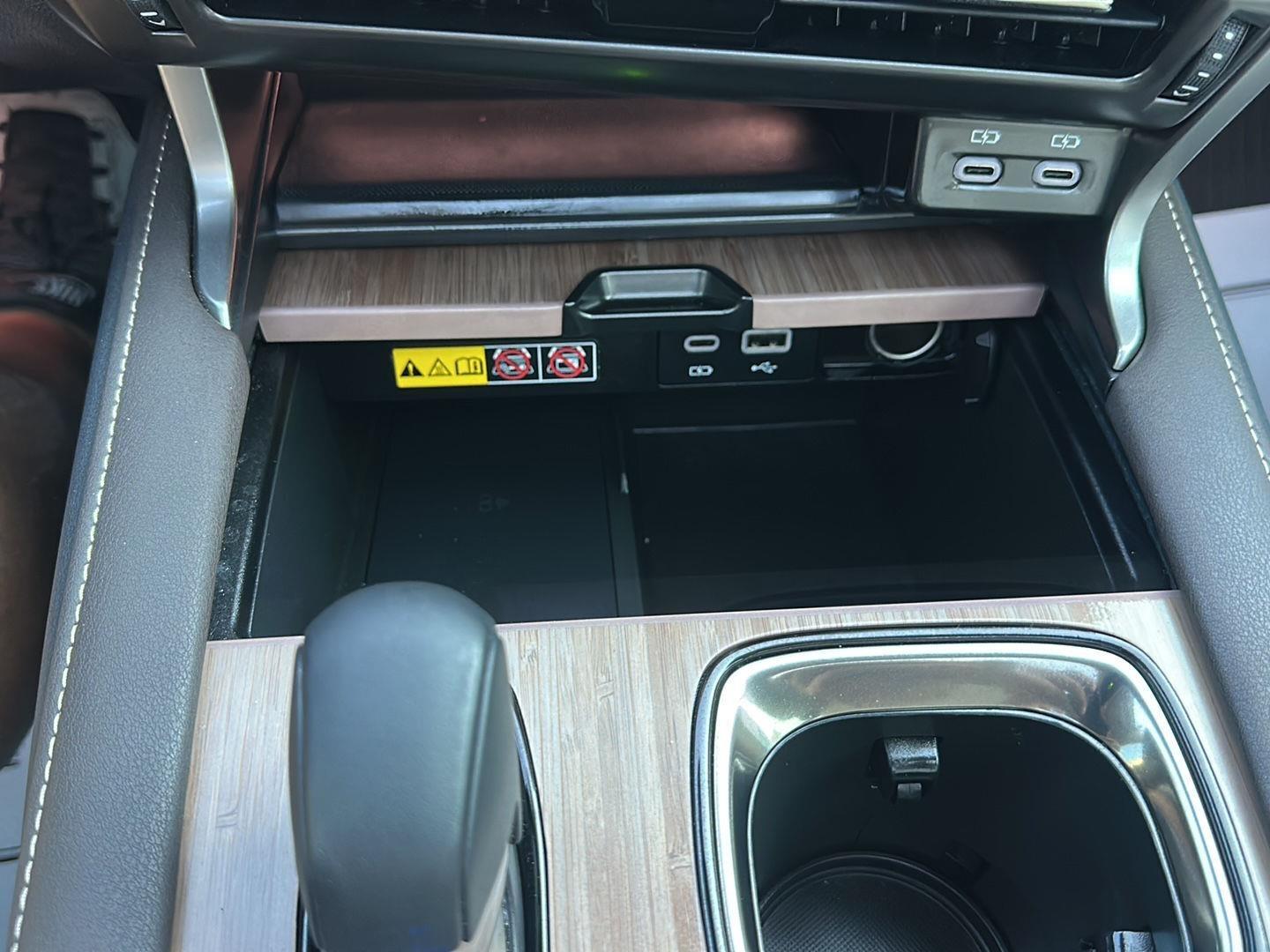 Lexus RX 350h AWD 2025