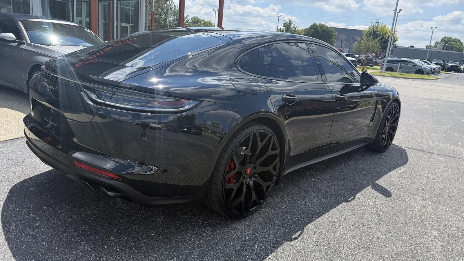 Porsche Panamera 4 2022