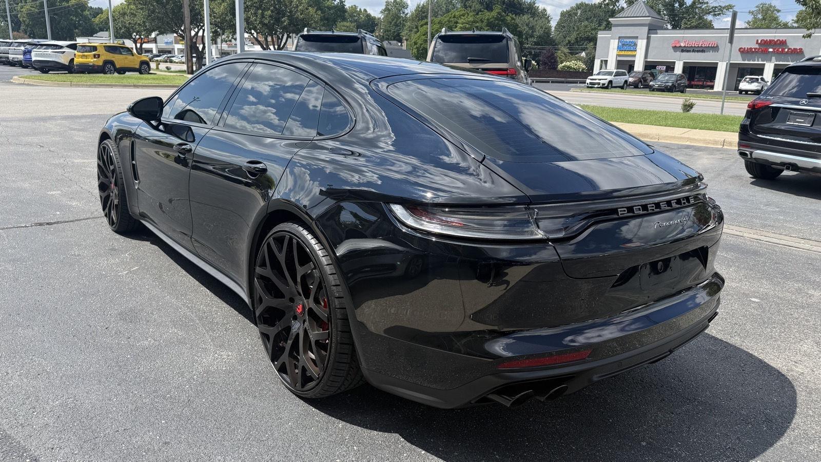 Porsche Panamera 4 2022