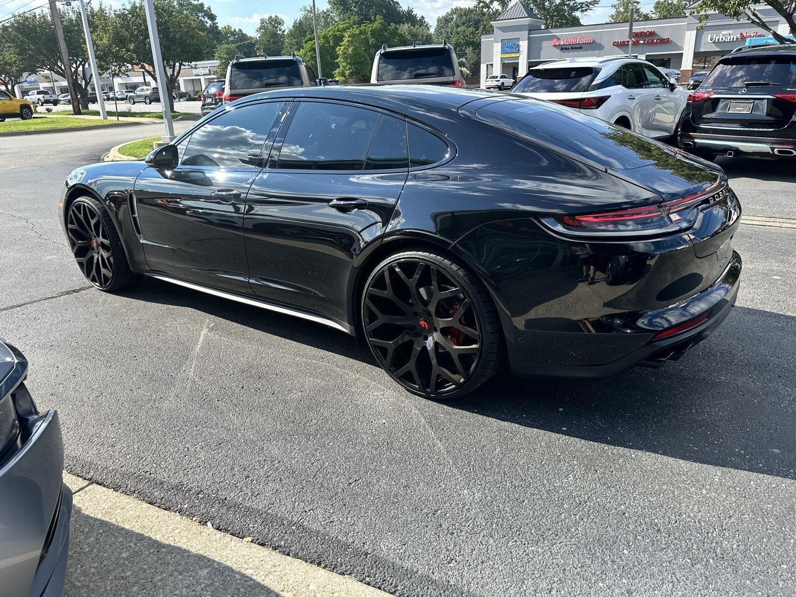 Porsche Panamera 4 2022