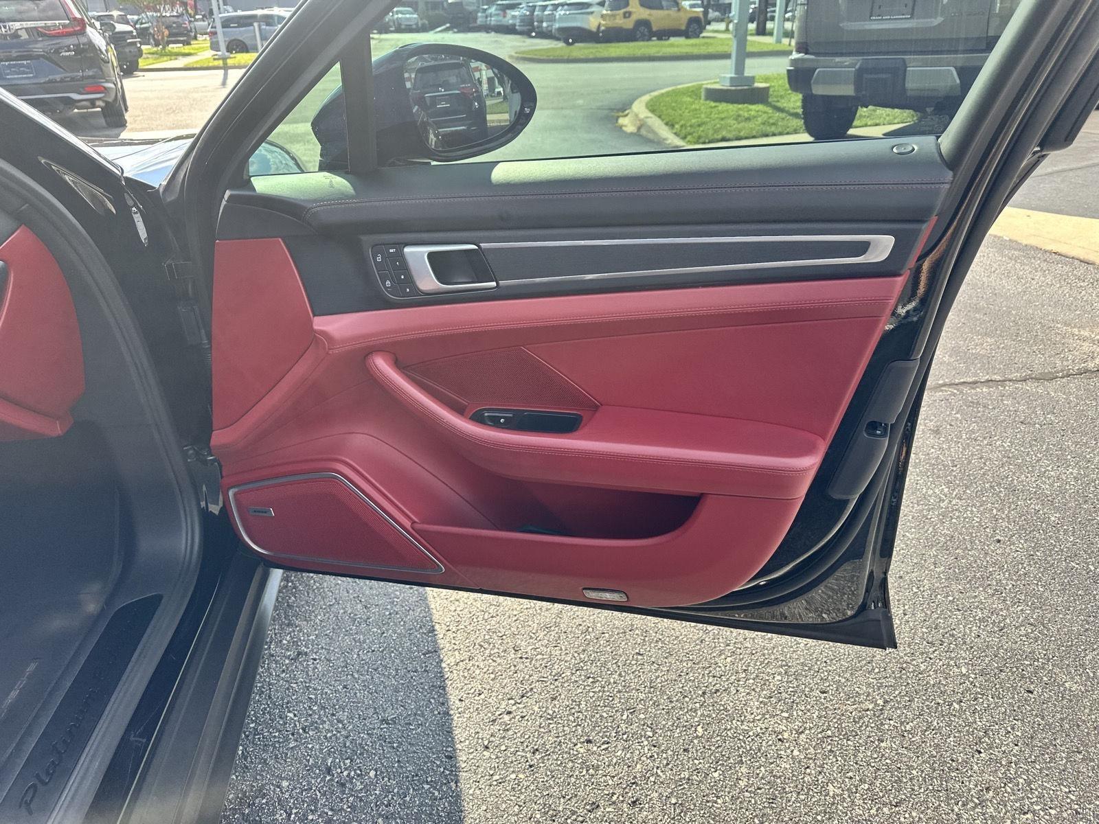 Porsche Panamera 4 2022