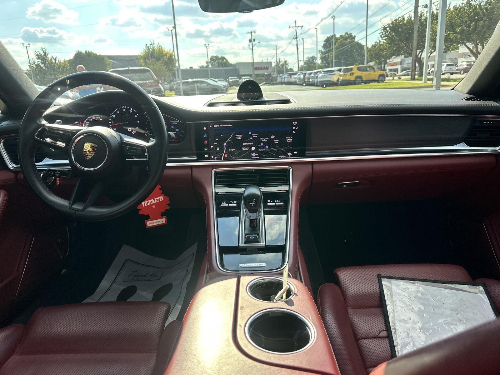 Porsche Panamera 4 2022