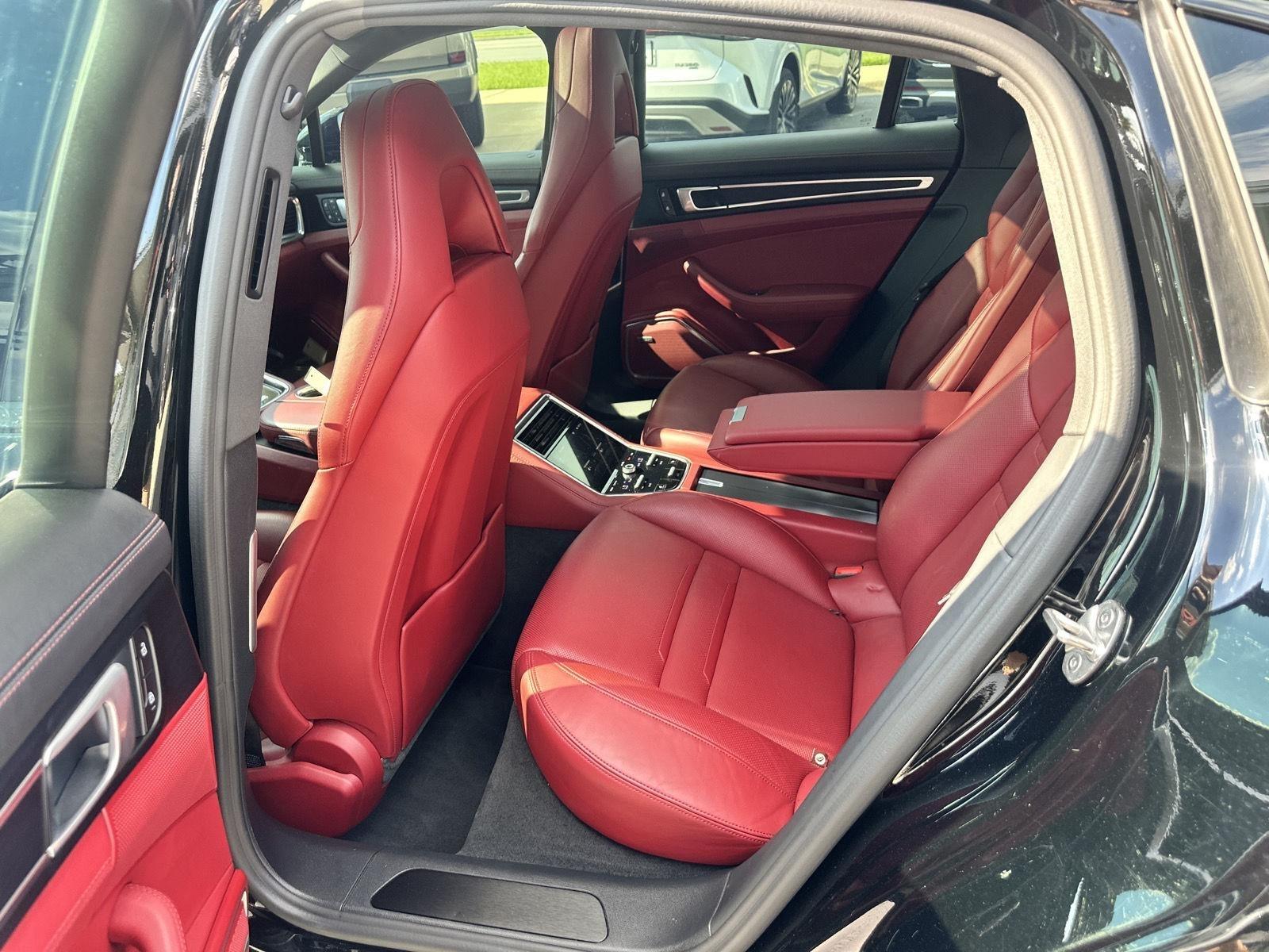 Porsche Panamera 4 2022