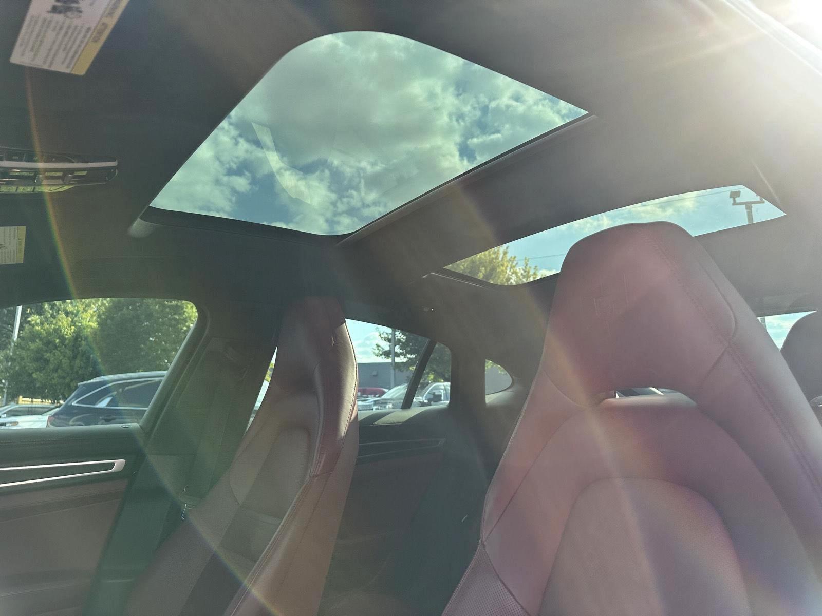 Porsche Panamera 4 2022
