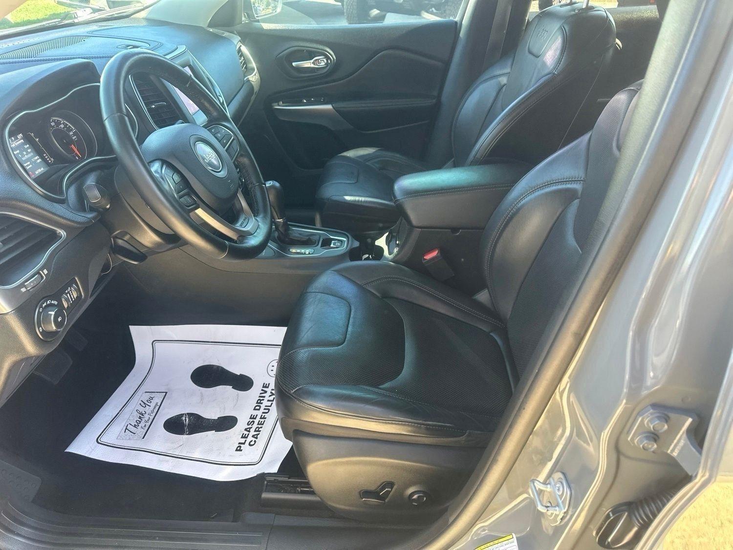 Jeep Cherokee Latitude Plus 4WD 2020