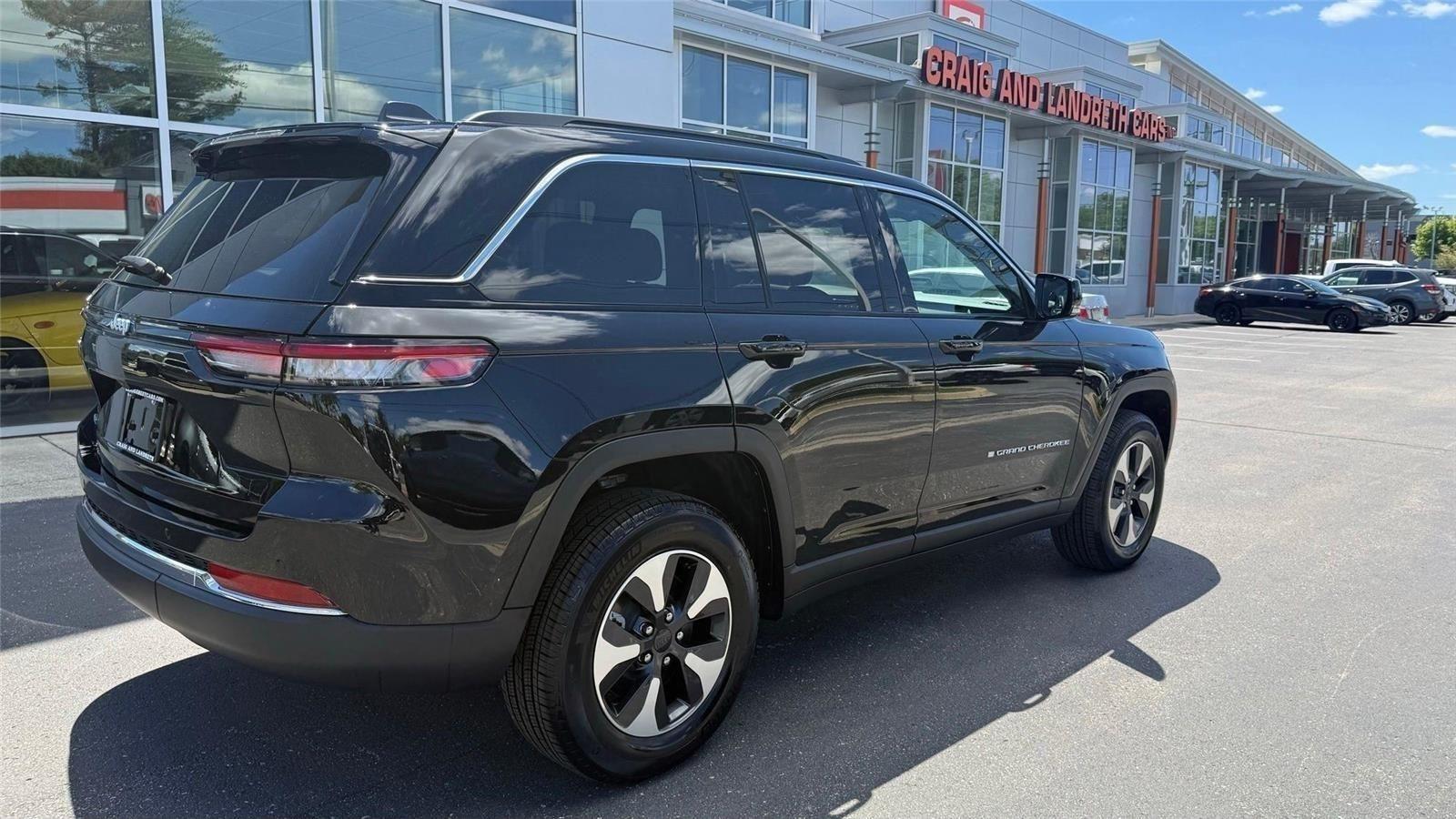 Jeep Grand Cherokee 4xe Base 2025