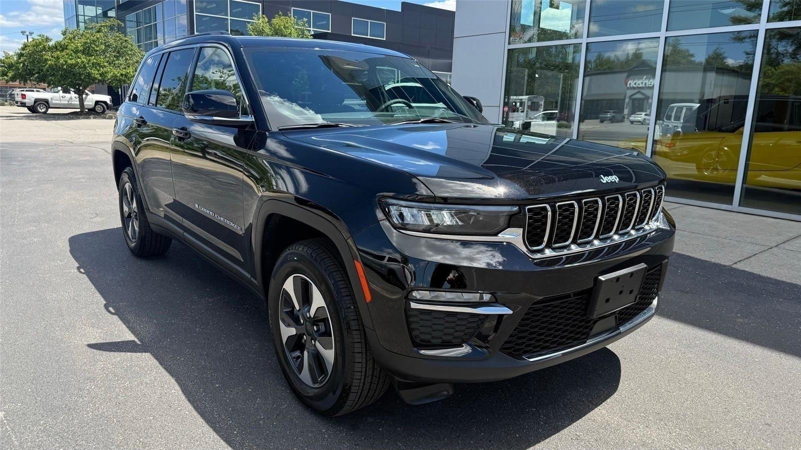 Jeep Grand Cherokee 4xe Base 2025
