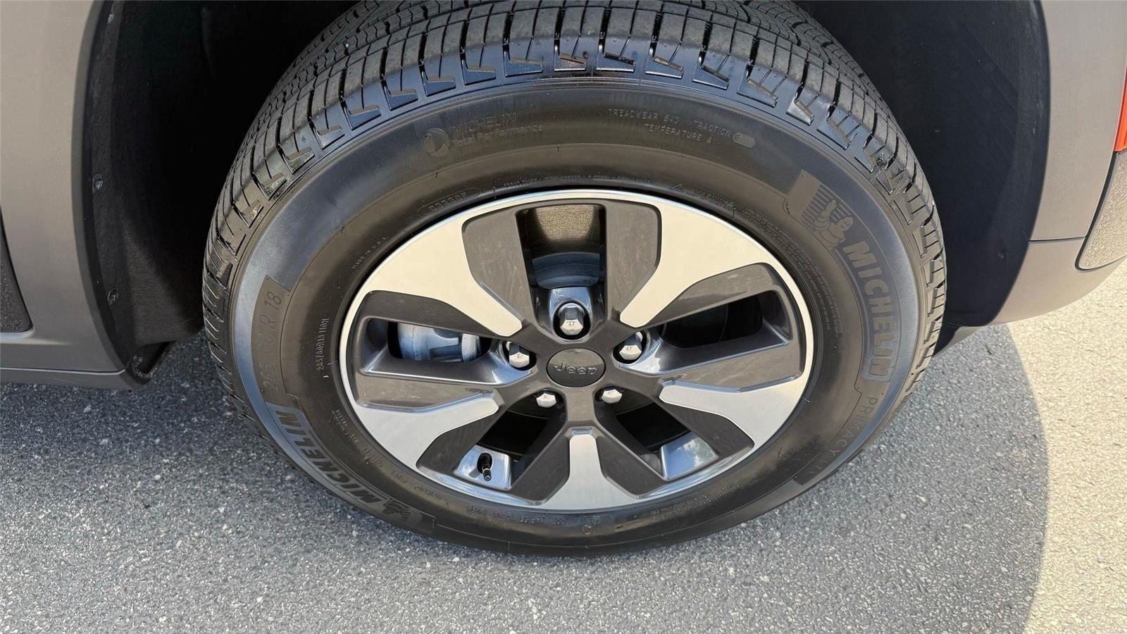 Jeep Grand Cherokee 4xe Base 2025
