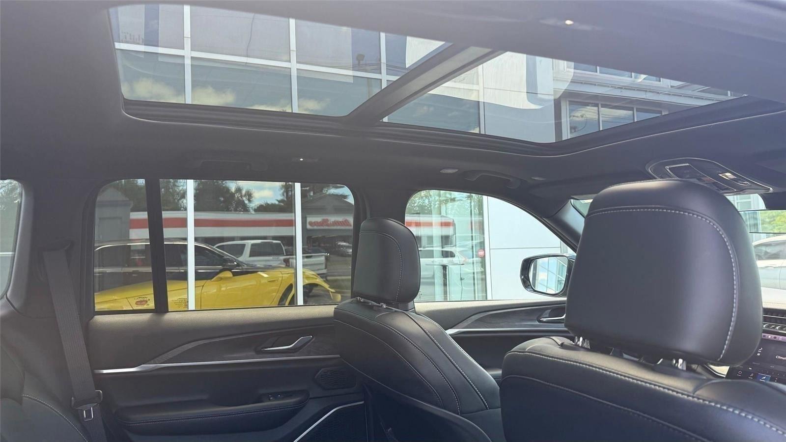 Jeep Grand Cherokee 4xe Base 2025