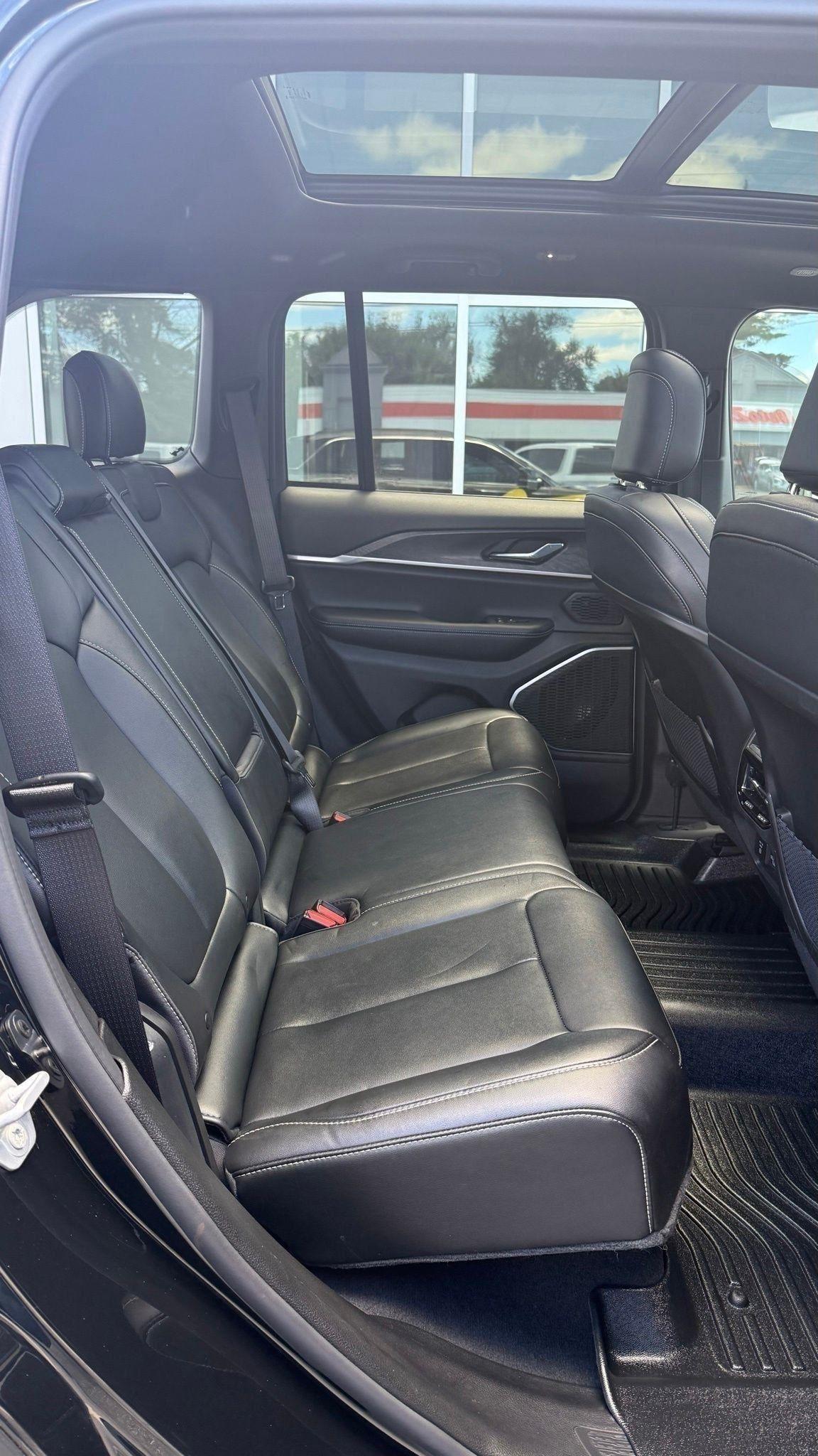 Jeep Grand Cherokee 4xe Base 2025