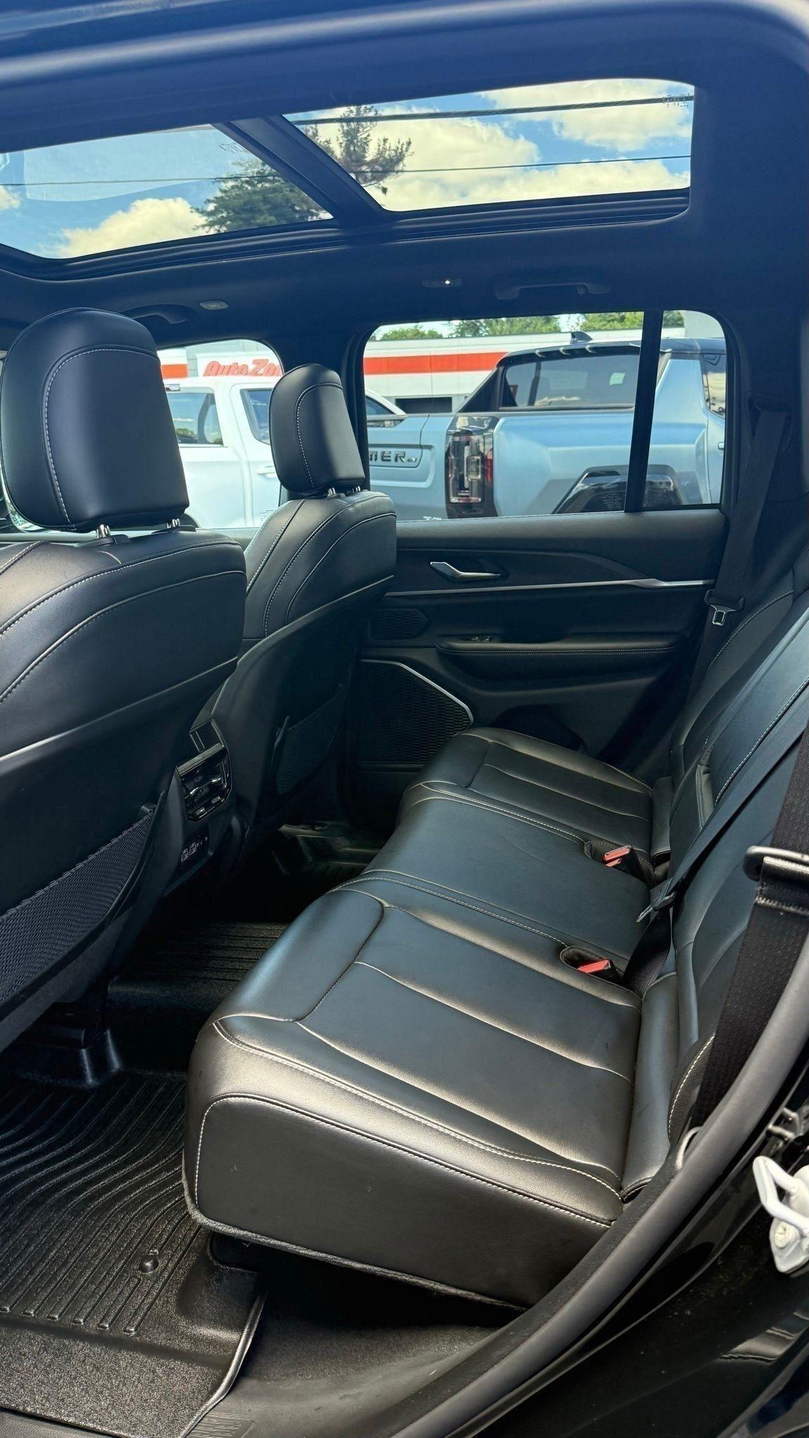 Jeep Grand Cherokee 4xe Base 2025