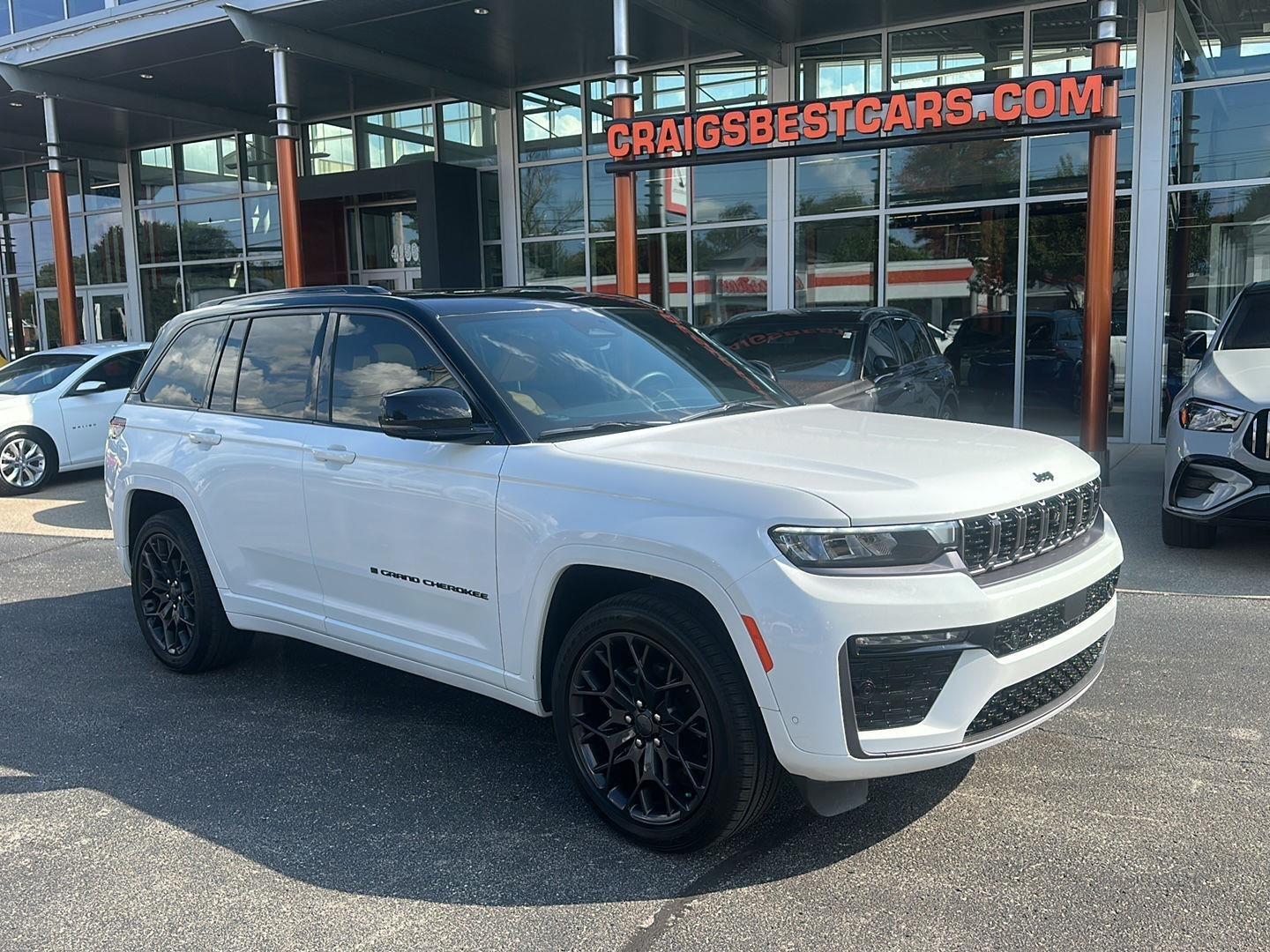 2026 Jeep Grand Cherokee Summit 4WD