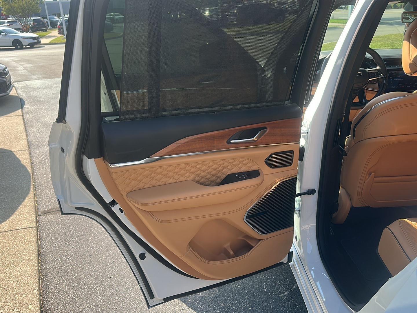 Jeep Grand Cherokee Summit 4WD 2026