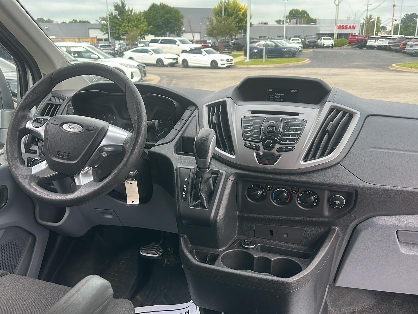 Ford Transit 350 Wagon Med. Roof XLT w/Sliding Pass. 148-in. WB 2016