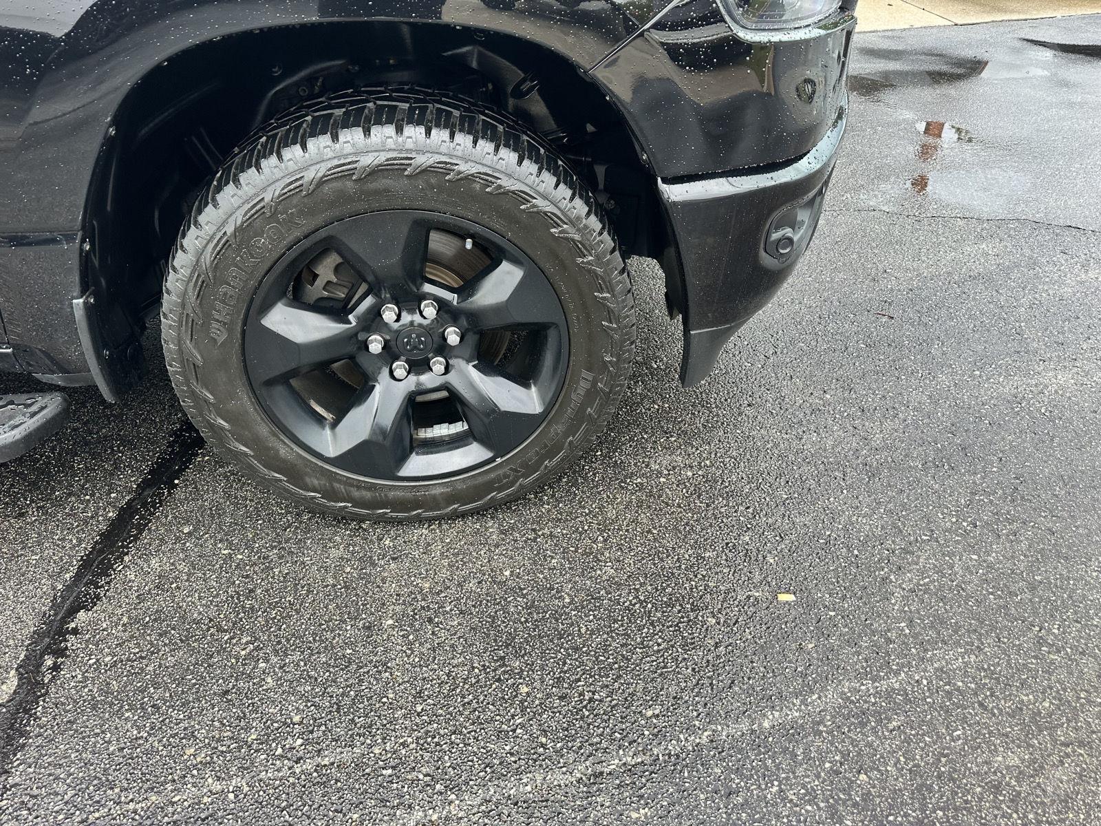 RAM 1500 Big Horn Crew Cab SWB 4WD 2019