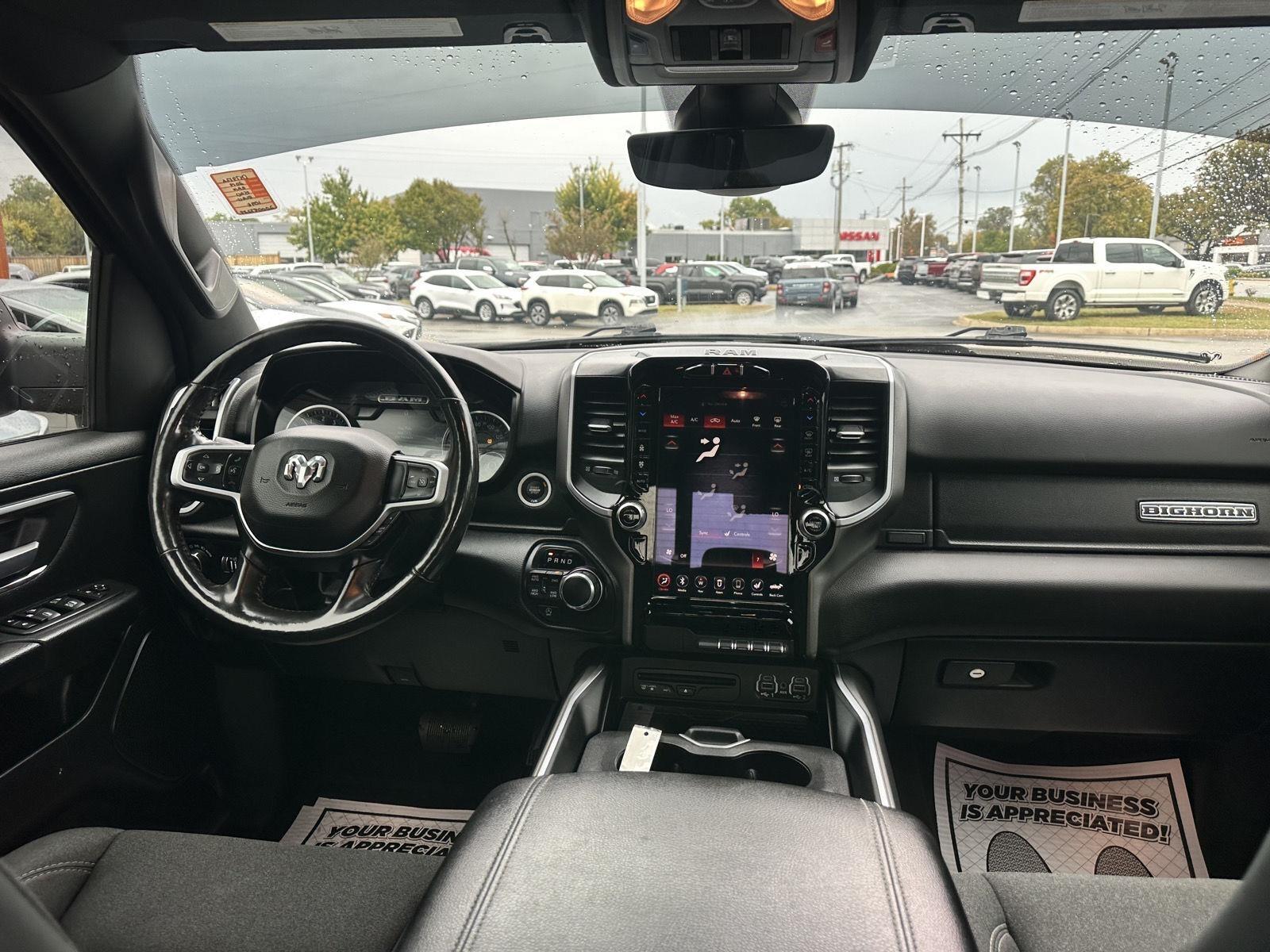 RAM 1500 Big Horn Crew Cab SWB 4WD 2019