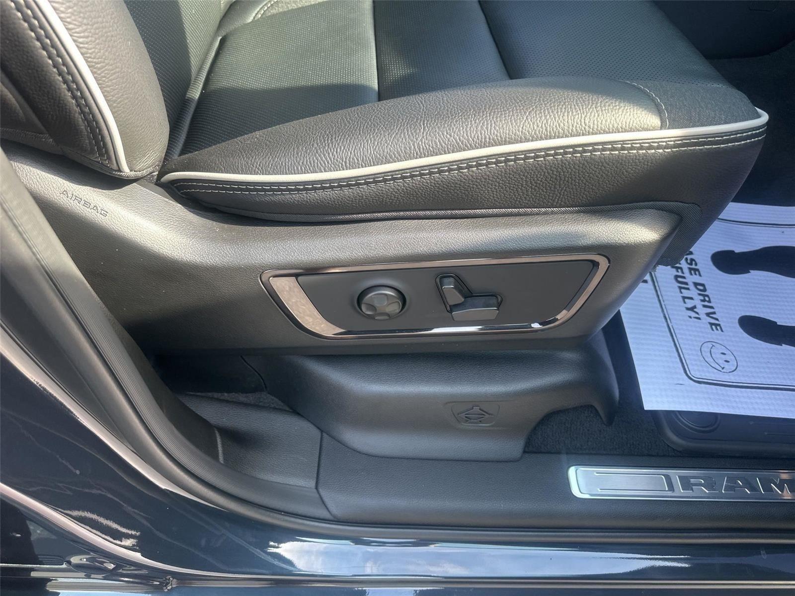 RAM 1500 Limited Crew Cab SWB 4WD 2026