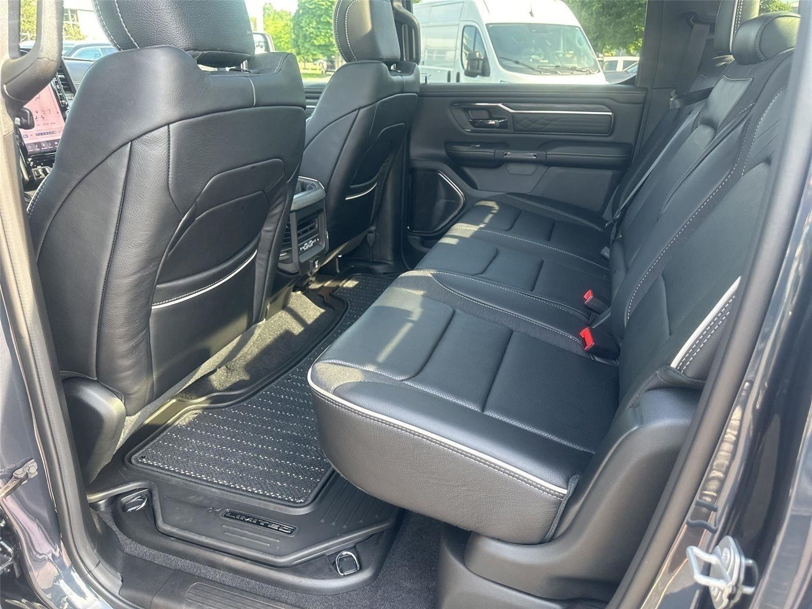 RAM 1500 Limited Crew Cab SWB 4WD 2026