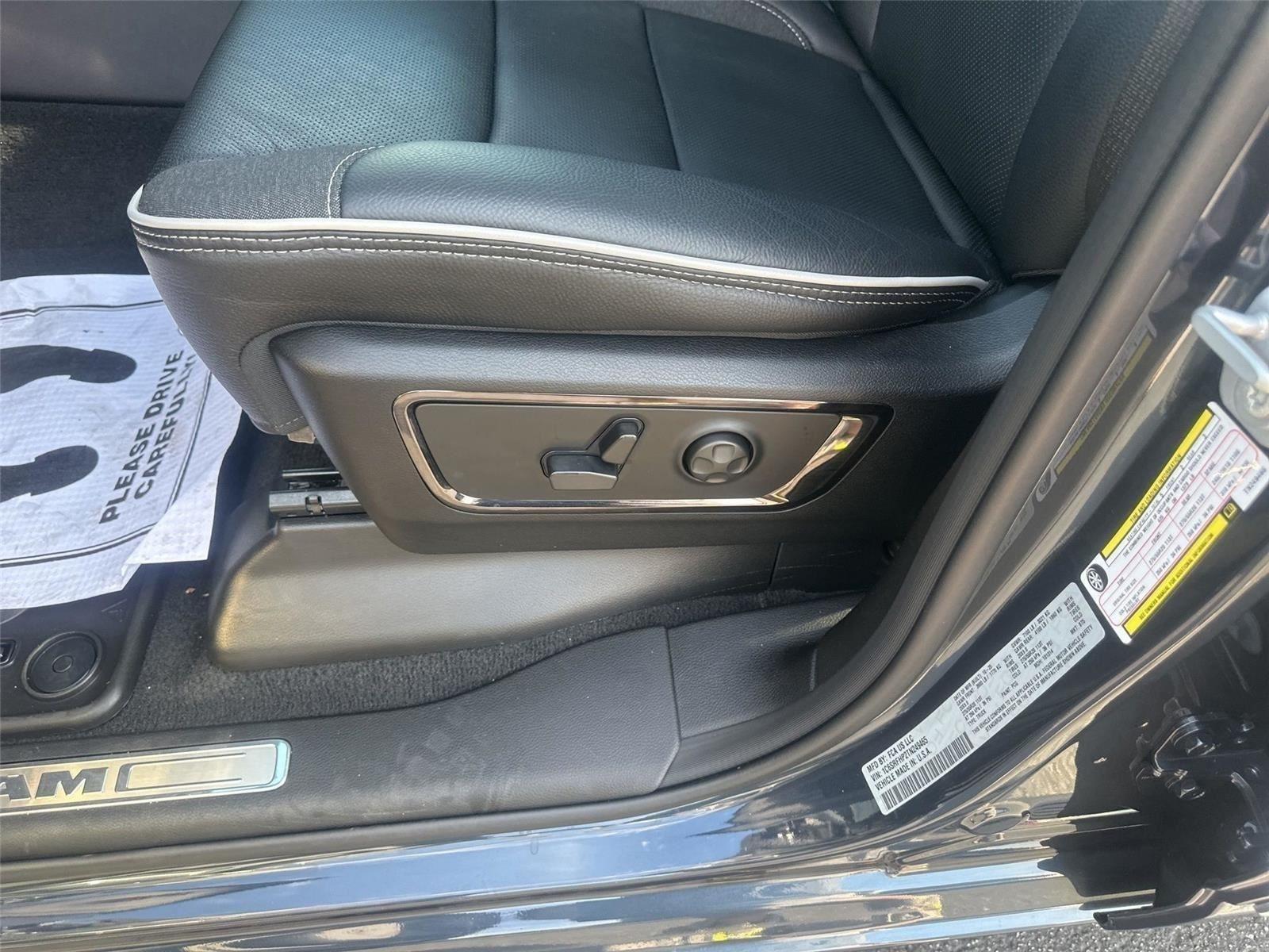 RAM 1500 Limited Crew Cab SWB 4WD 2026