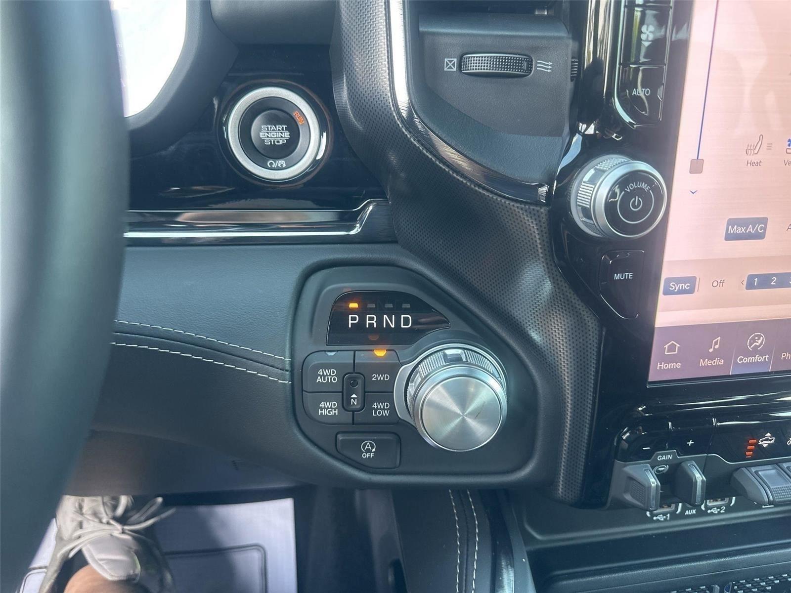 RAM 1500 Limited Crew Cab SWB 4WD 2026
