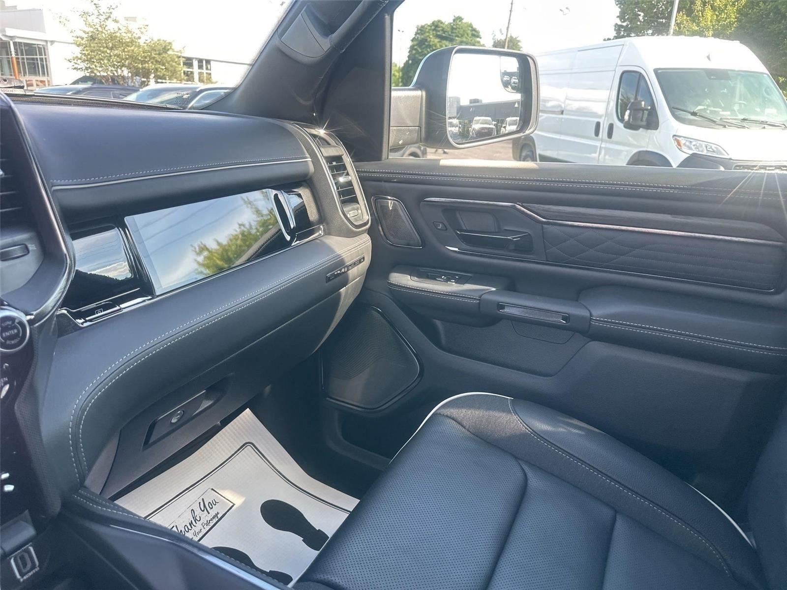 RAM 1500 Limited Crew Cab SWB 4WD 2026