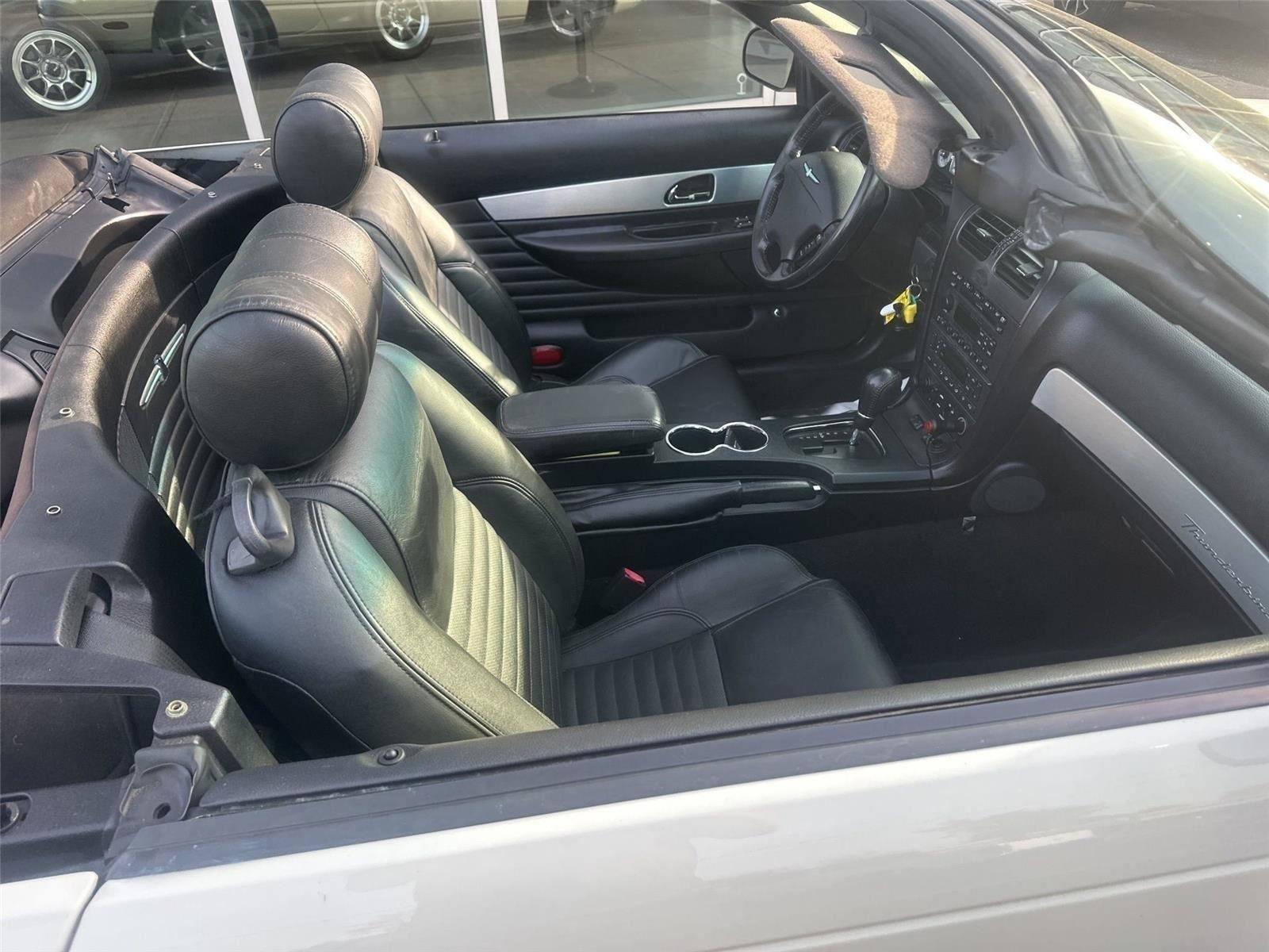 Ford Thunderbird Premium 2003
