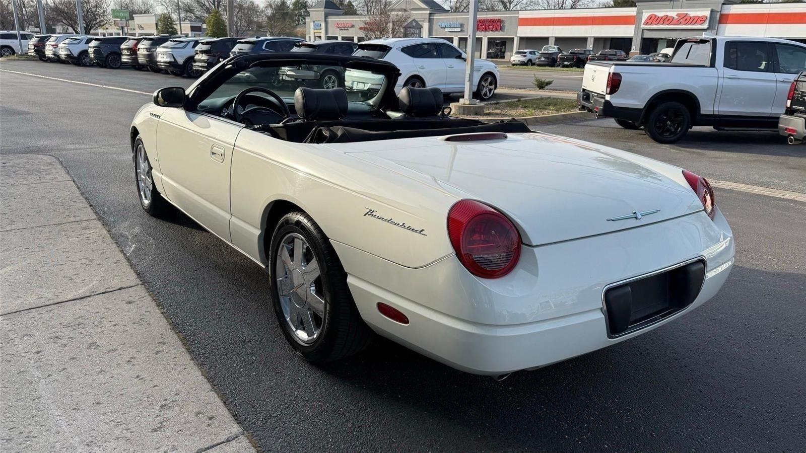 Ford Thunderbird Premium 2003