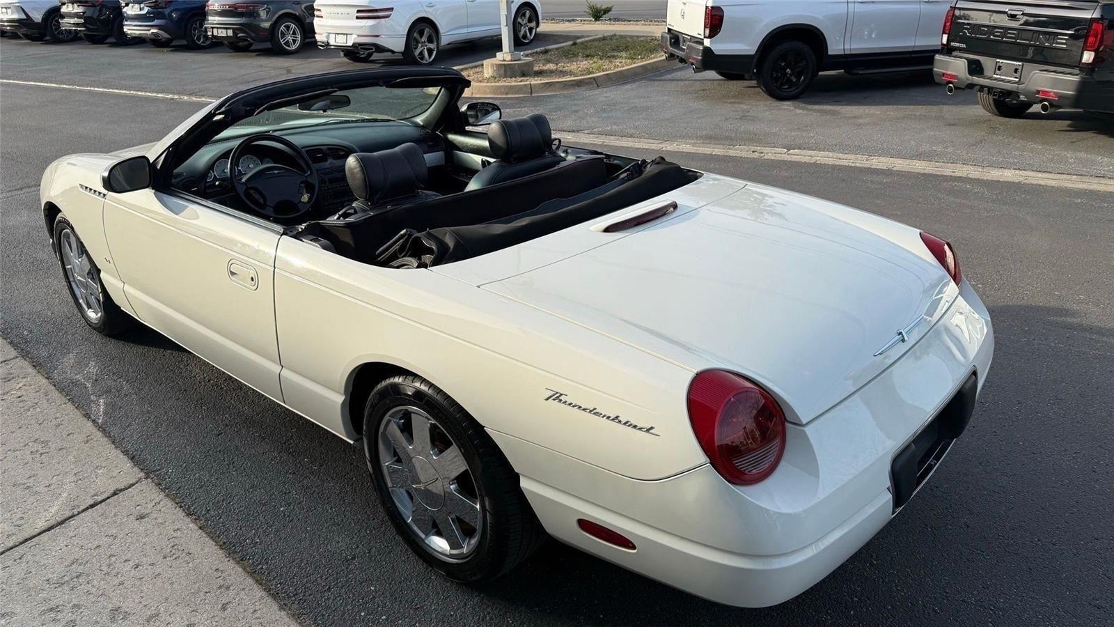Ford Thunderbird Premium 2003