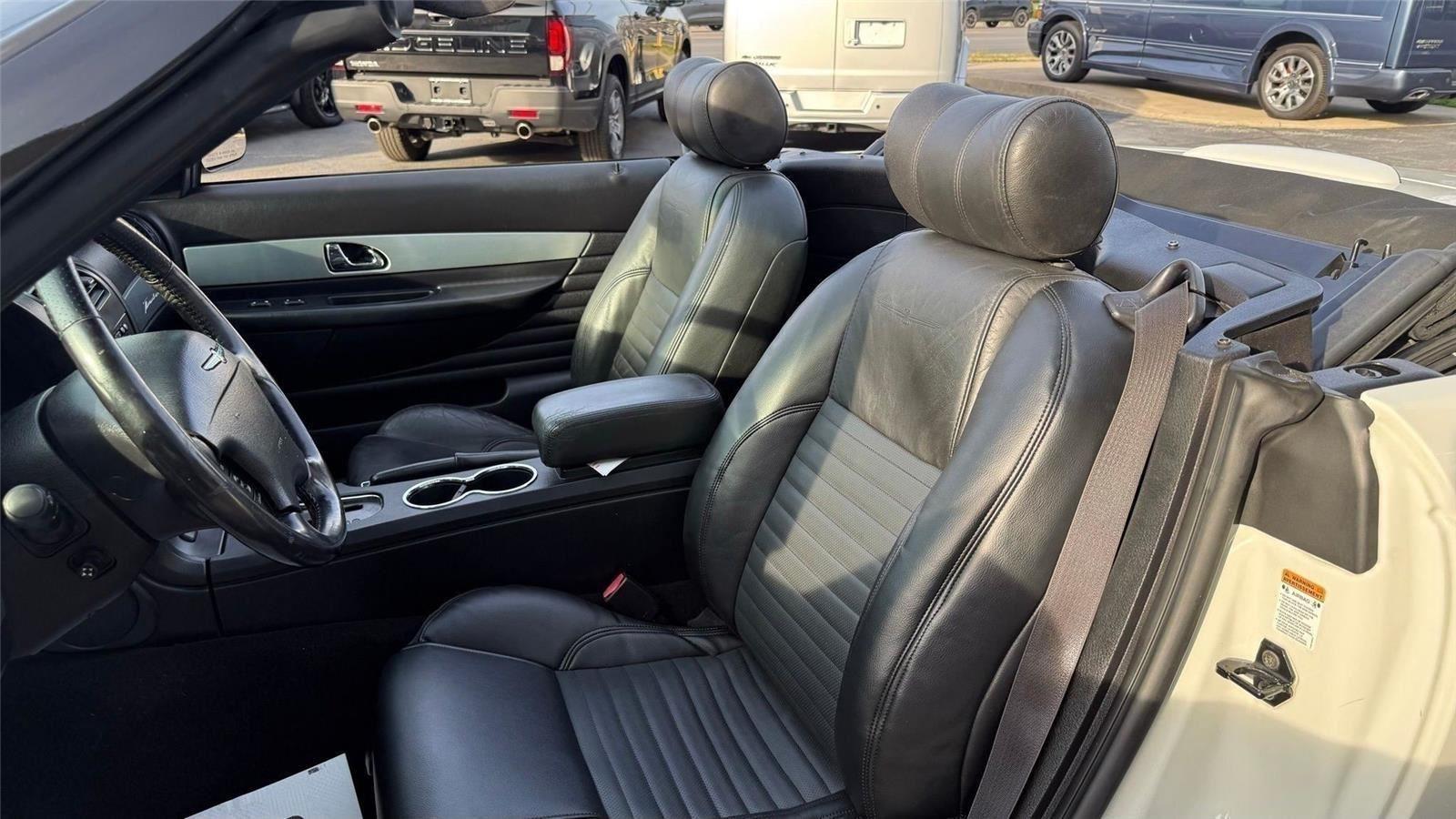 Ford Thunderbird Premium 2003