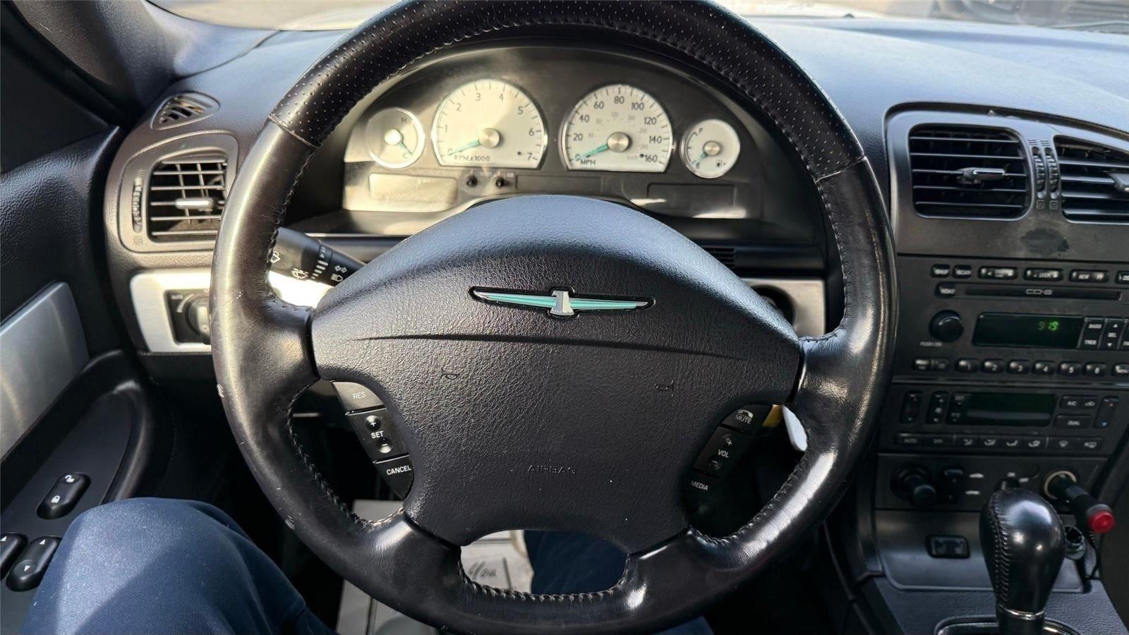 Ford Thunderbird Premium 2003