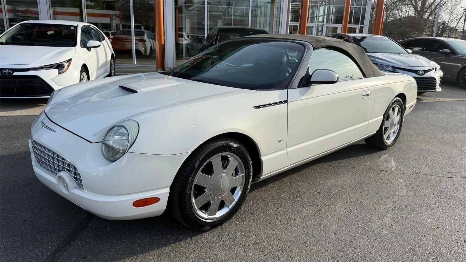 Ford Thunderbird Premium 2003