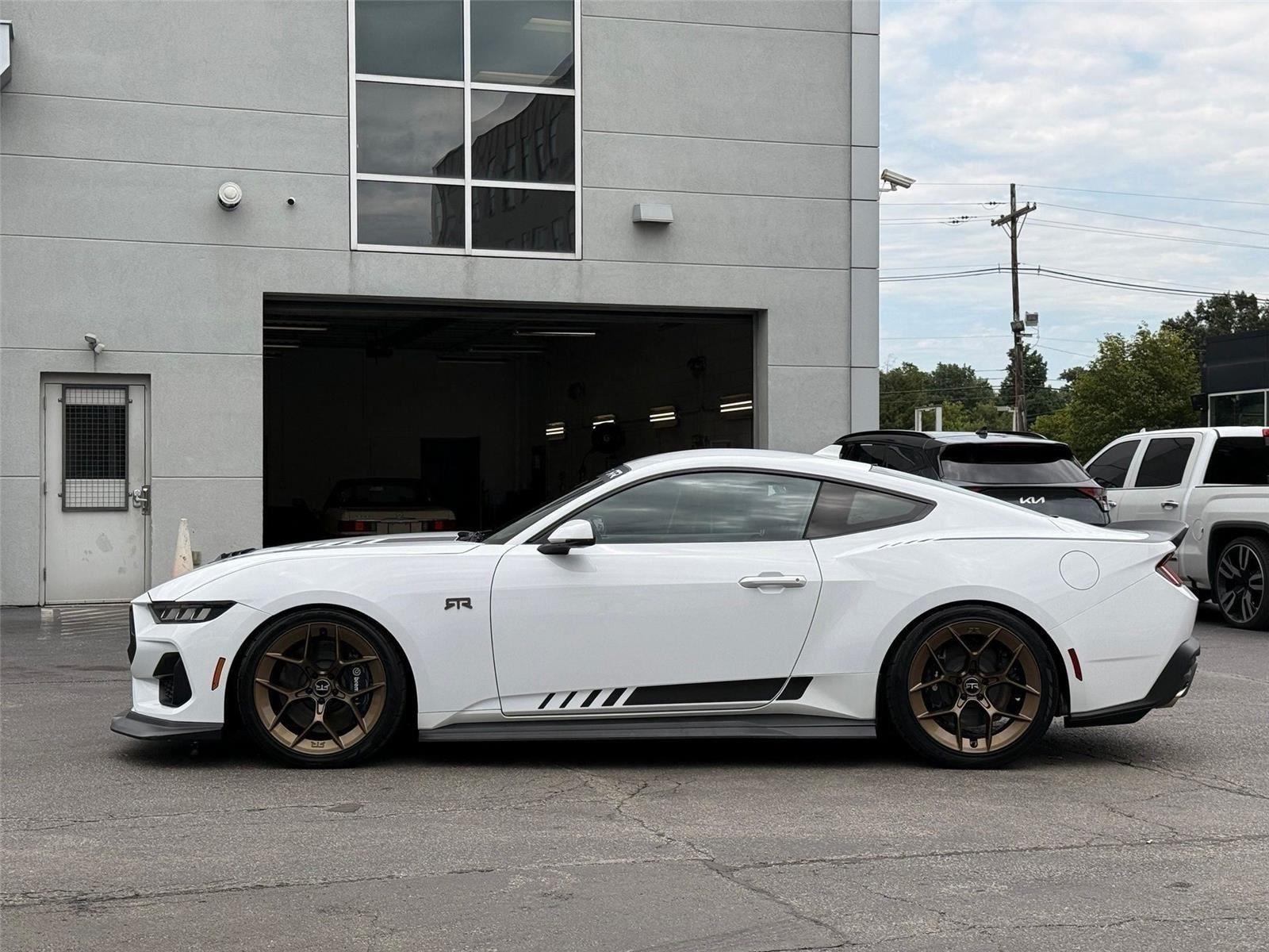 Ford Mustang GT Premium Coupe 2025