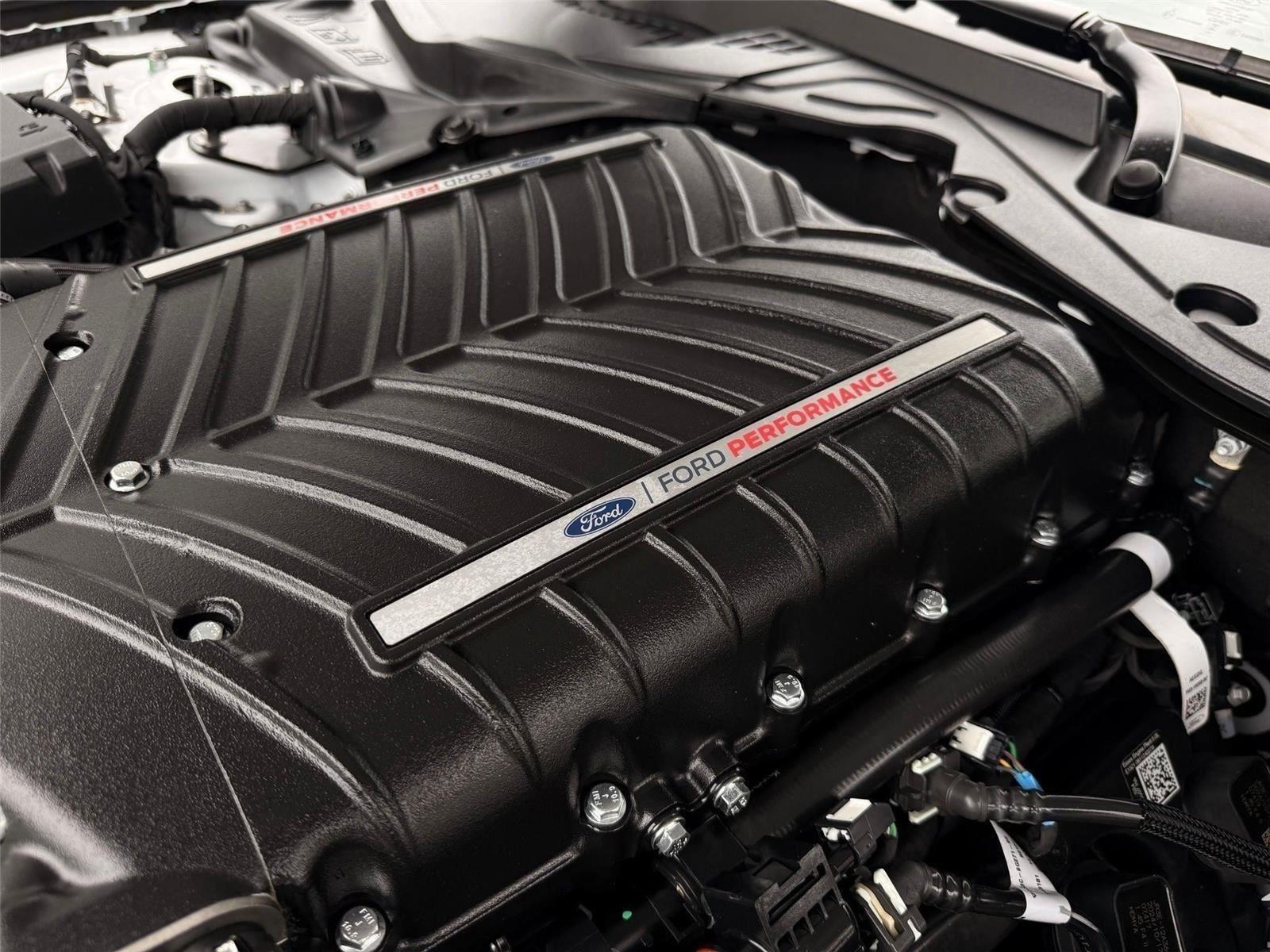 Ford Mustang GT Premium Coupe 2025