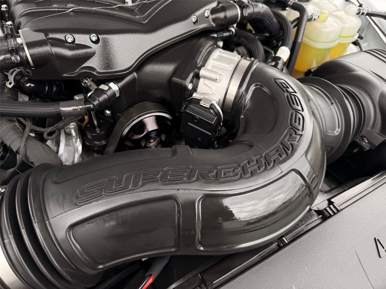 Ford Mustang GT Premium Coupe 2025