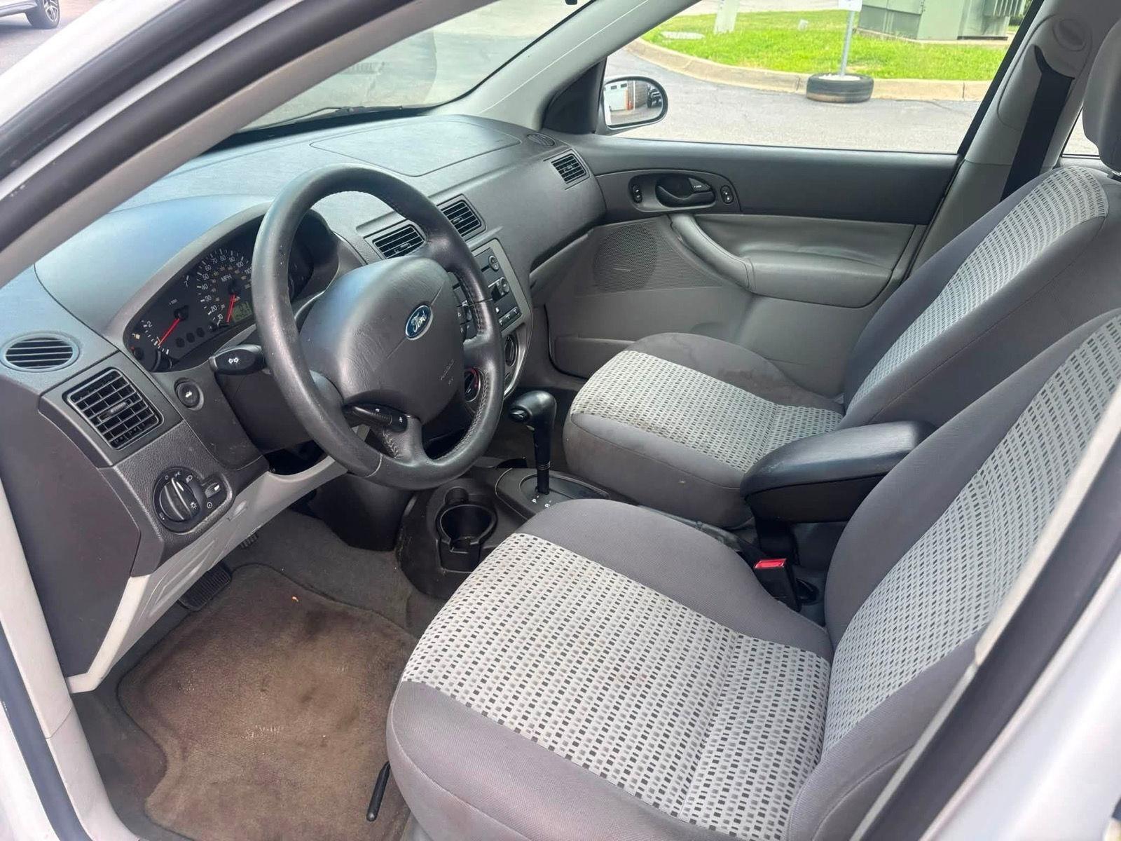 Ford Focus ZX4 SE 2007