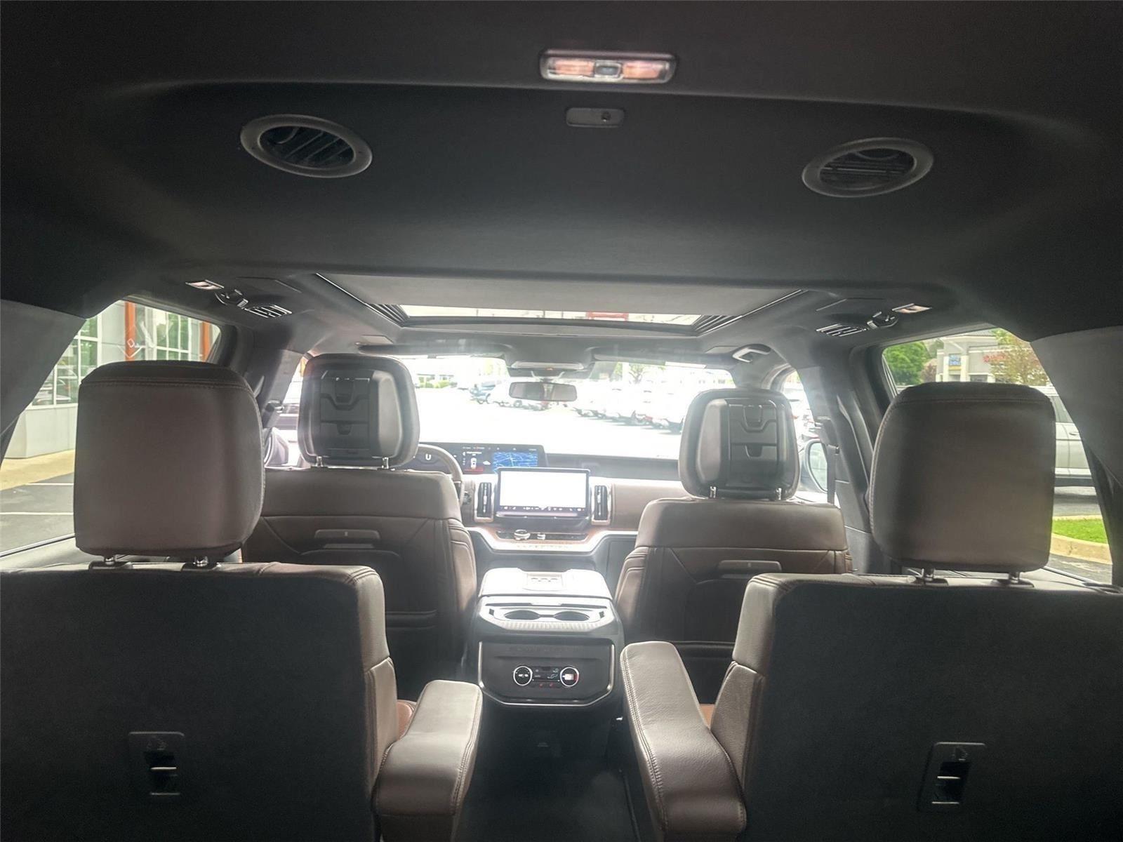 Ford Expedition MAX King Ranch 4WD 2026