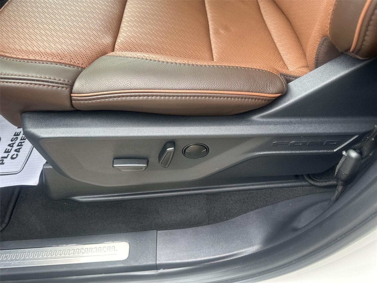 Ford Expedition MAX King Ranch 4WD 2026