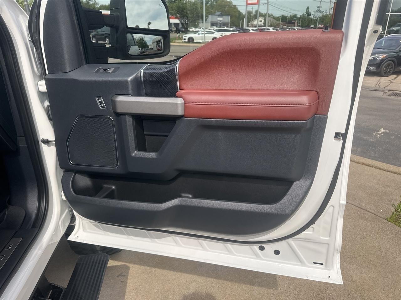Ford F-250 SD XL Crew Cab 4WD 2022