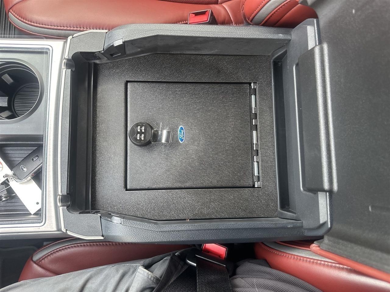 Ford F-250 SD XL Crew Cab 4WD 2022