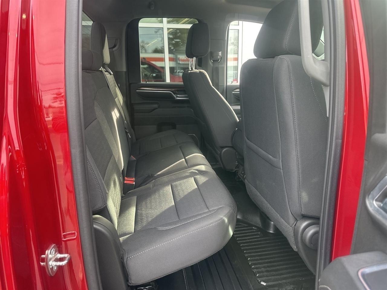 Chevrolet Silverado 3500HD LT Double Cab 4WD 2024