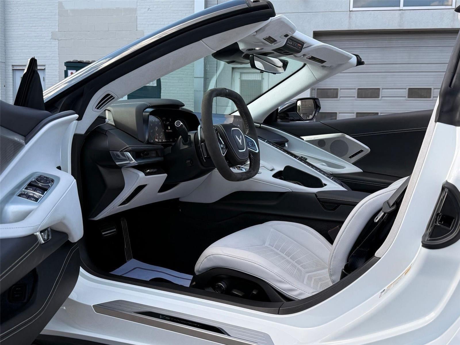 Chevrolet Corvette 3LT Convertible 2024